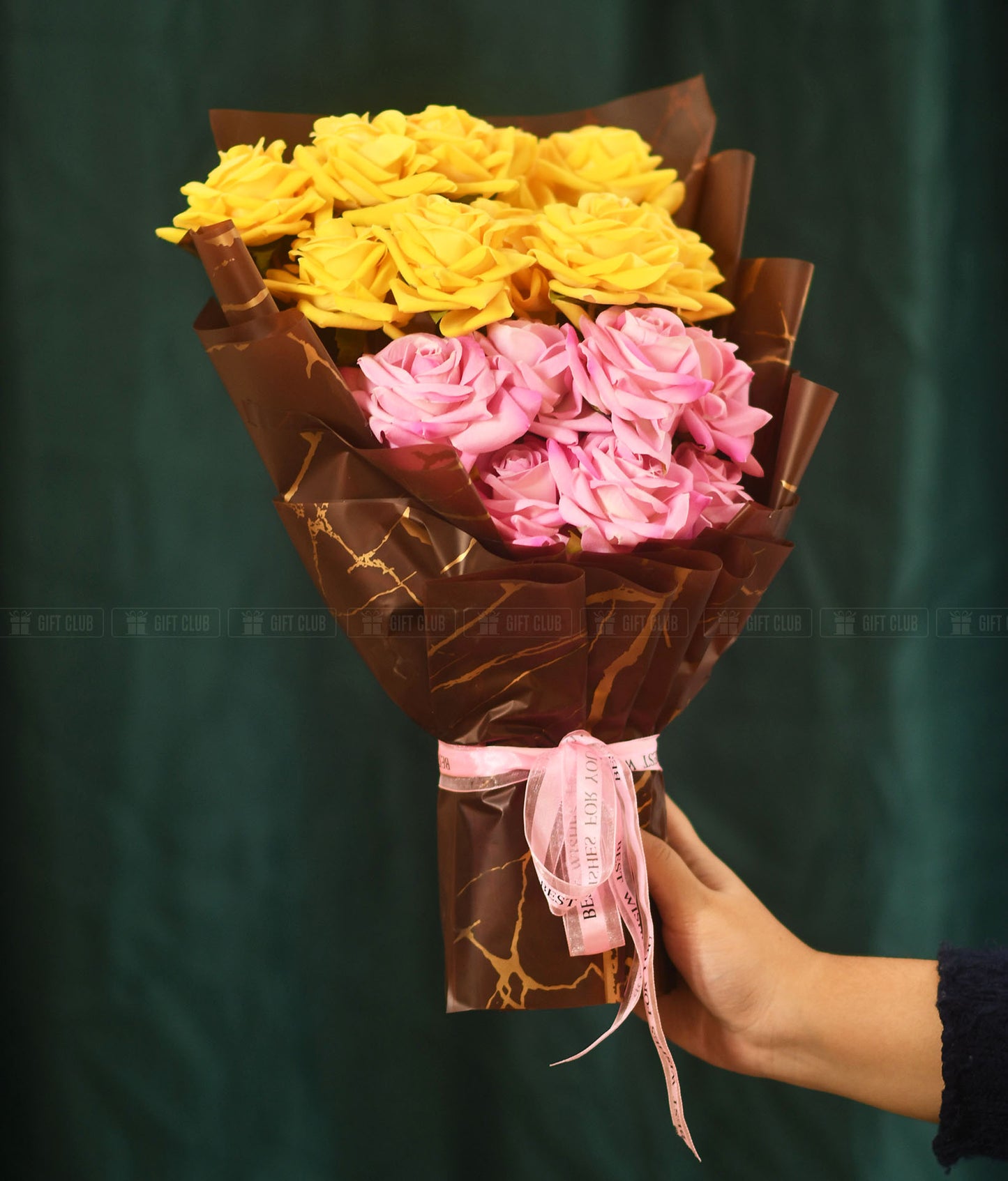 FB02 : "The Golden Bond: Friendship & Care Bouquet"