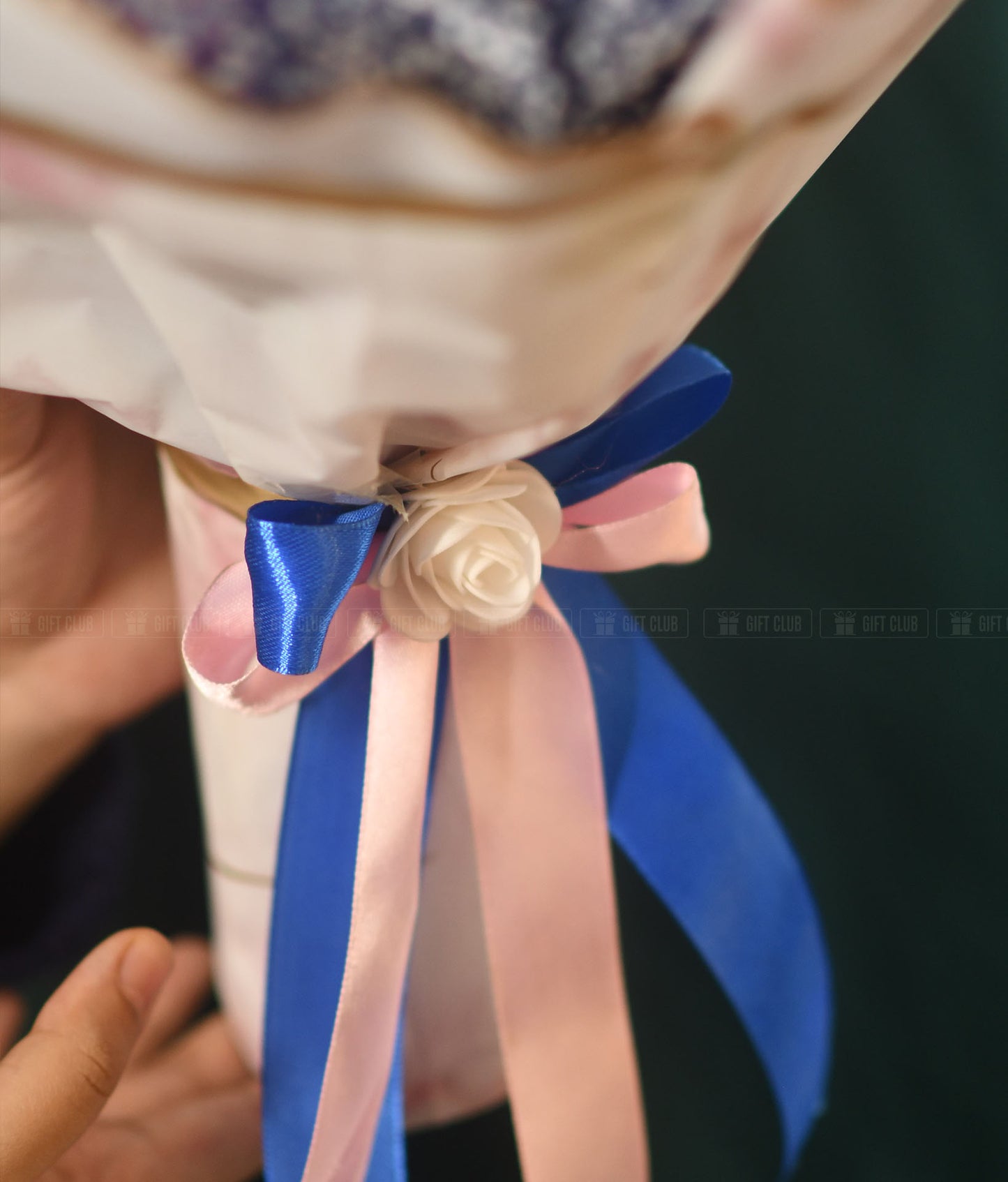 FB01 : Flower Bouquet
