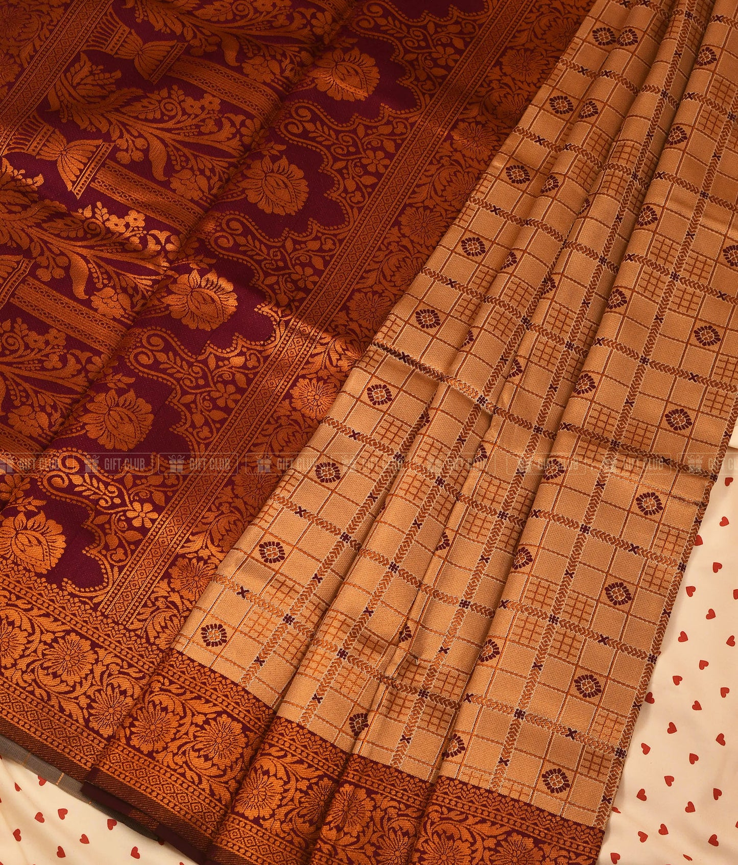 সুবর্ণা (KNJ 04) - Beige & Maroon Grid Kanchipuram